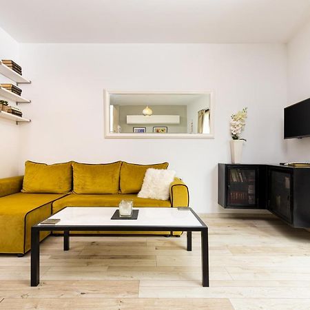 Luxury Central Apartment Plovdiv Esterno foto